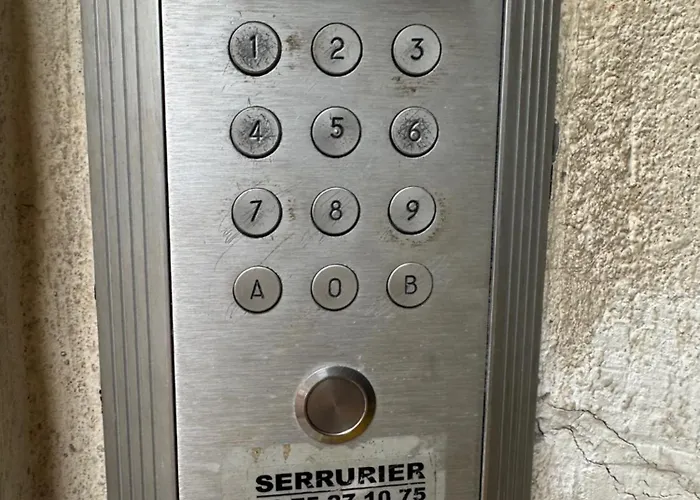 Bel Appartement, Parking Selon Dispo Lejlighed